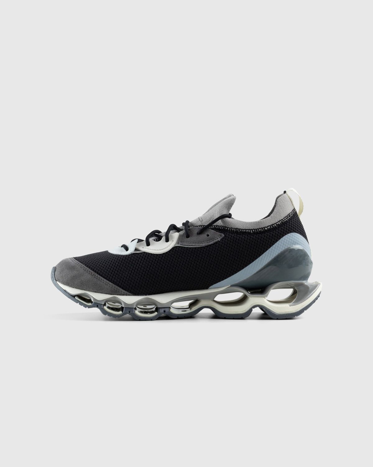 Mizuno – Wave Prophecy Beta Black - Sneakers - Black - Image 2