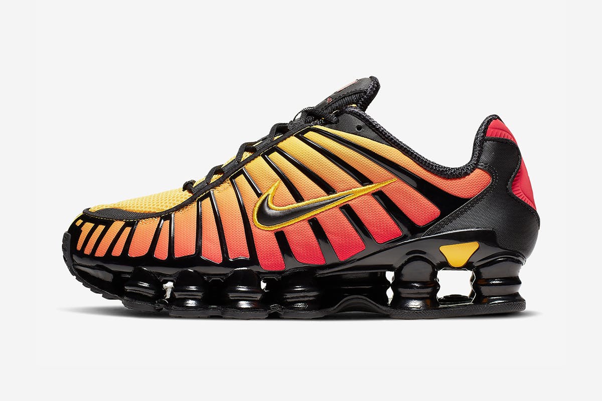 nike shox tl black red