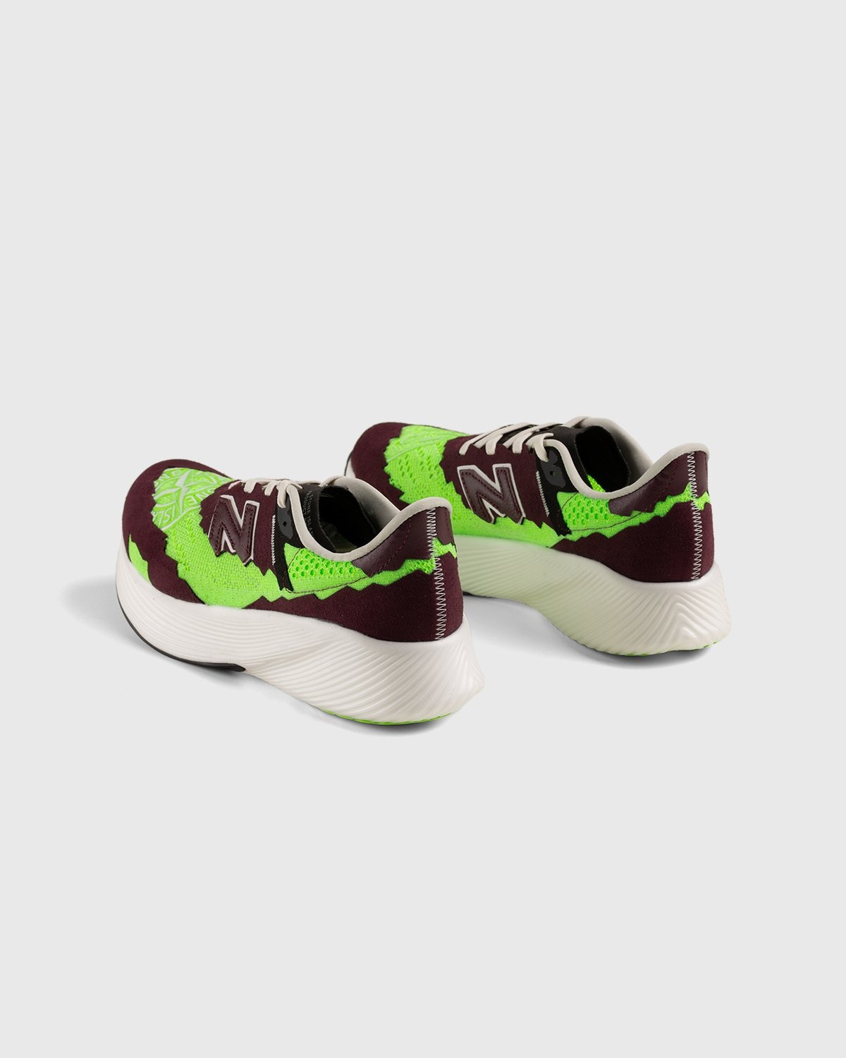 New Balance x Stone Island – FuelCell RC Elite v2 Energy Lime - Low Top Sneakers - Green - Image 3