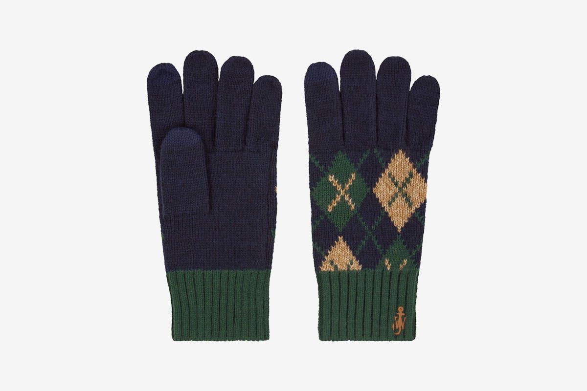 uniqlo-heat-tech-j-w-anderson-winter-capsule-12