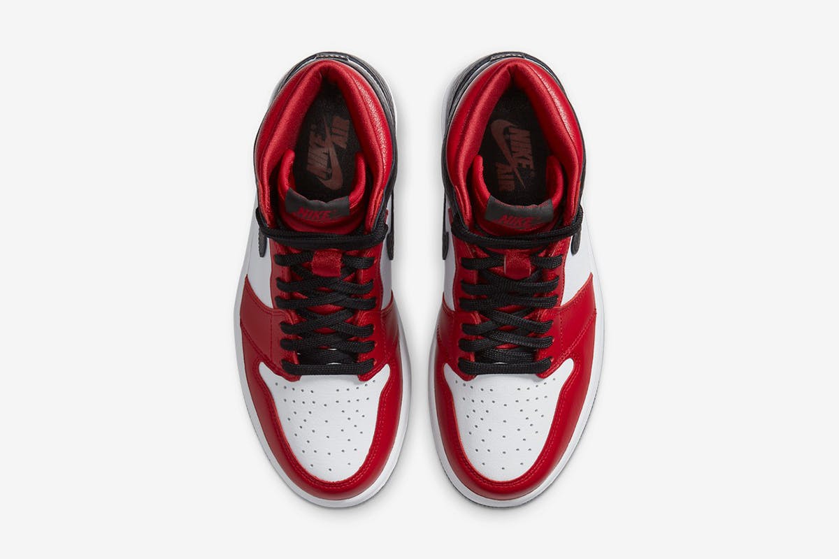 Air Jordan 1 "Satin Snake"