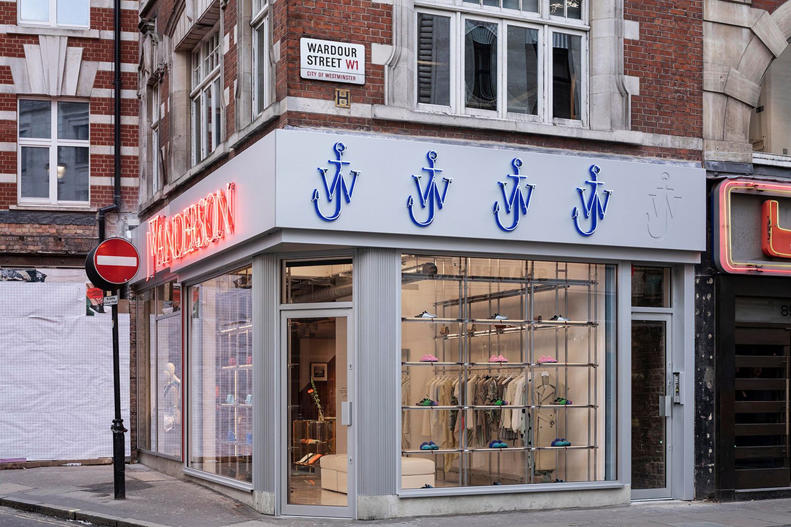 jw-jonathan-anderson-soho-london-uk-flagship-store-opening-2