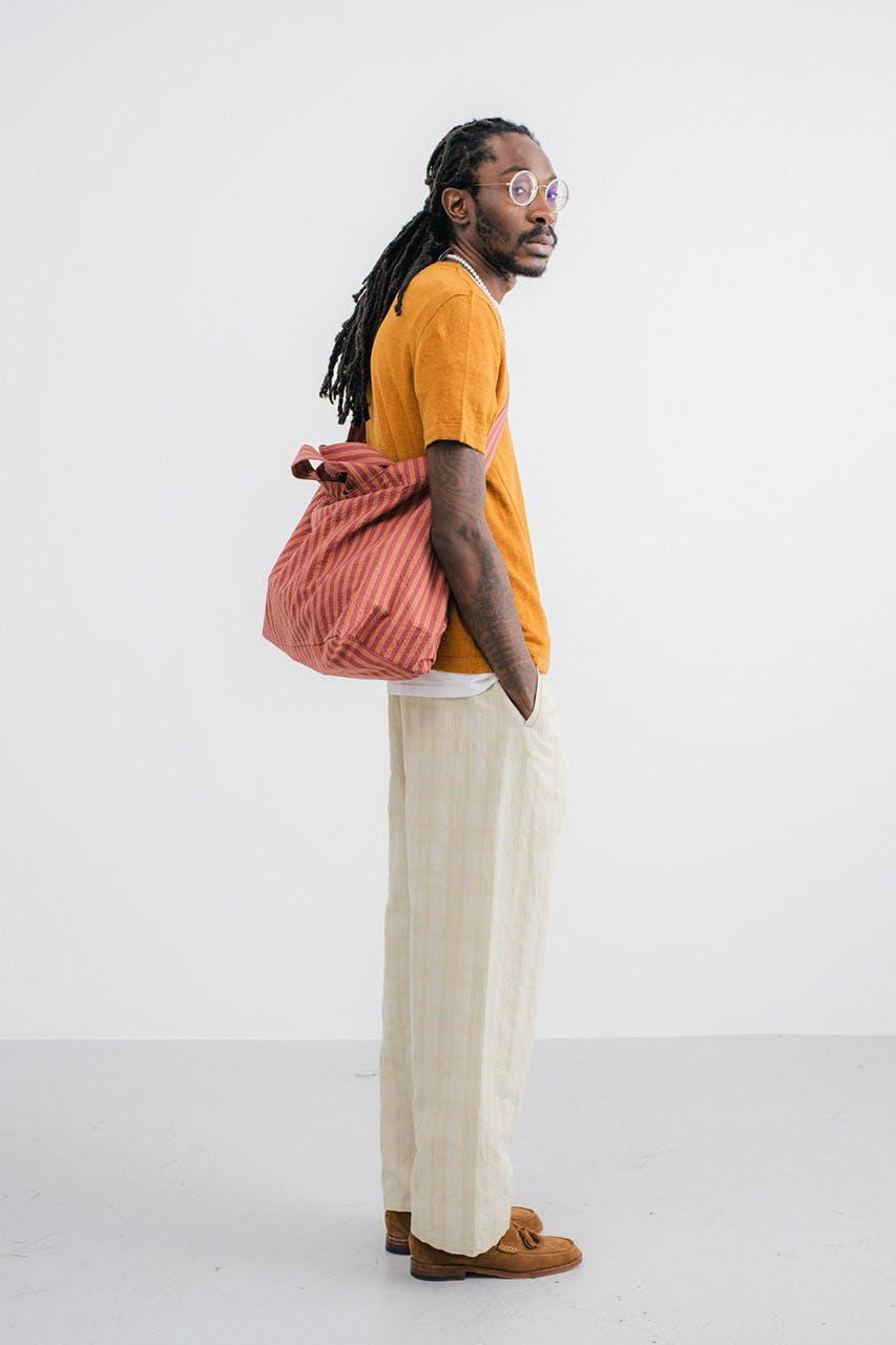 akindofguise-ss23-001_0000_Samurai_crispy creme check2