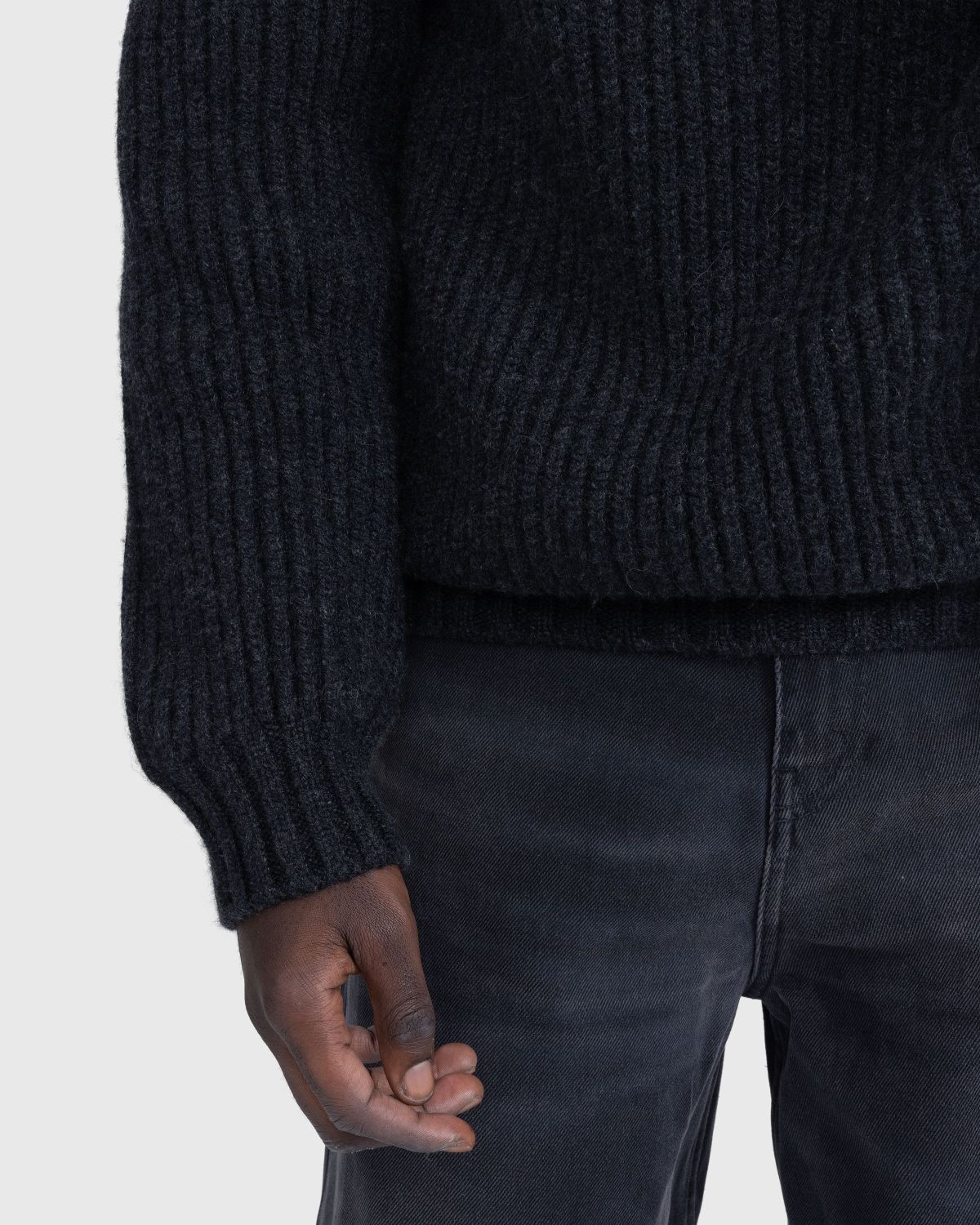 Meta Campania Collective – Michel Exaggerated Rib Cashmere Half Zip Weimaraner Grey - Knitwear - Grey - Image 5