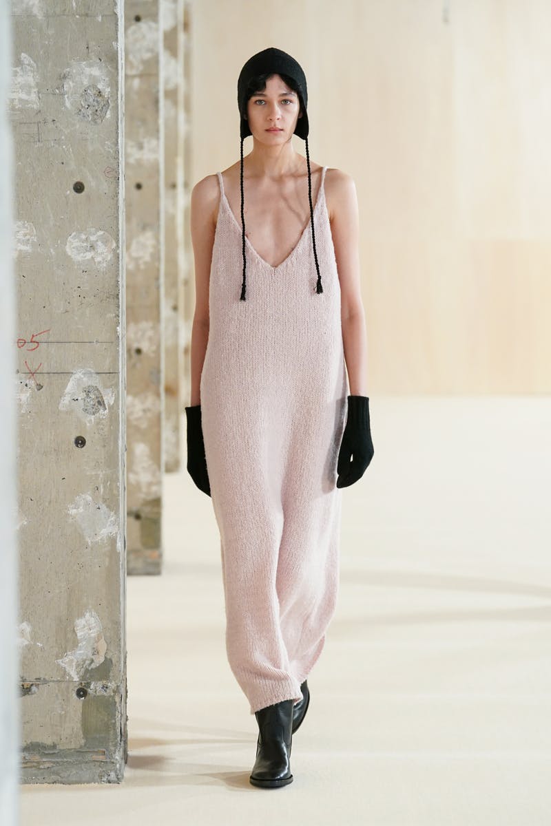 auralee-fw22-collection-new-balance-xc-72 (18)