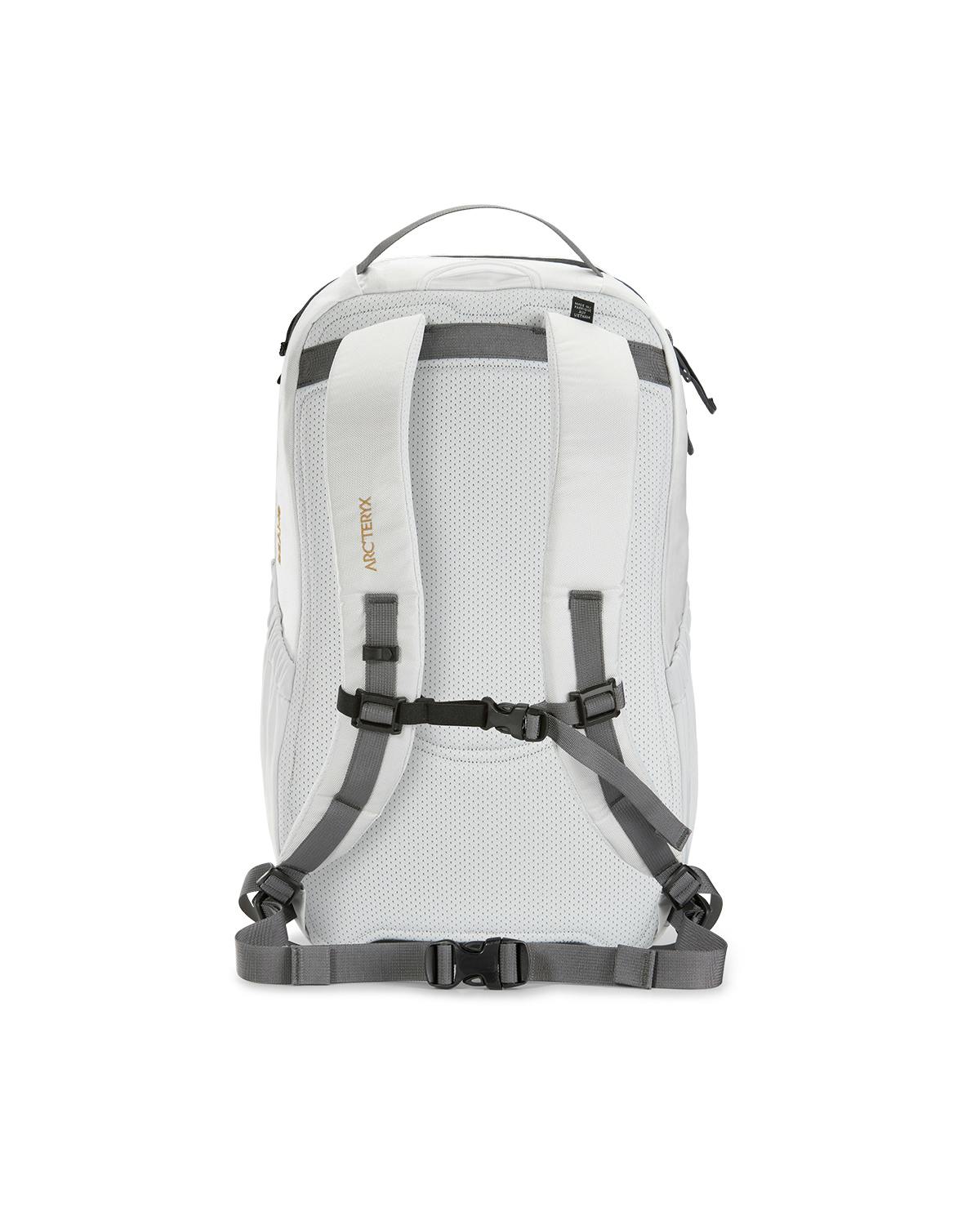 arcteryx-beams-collab-jacket-bag-price-buy- (11)