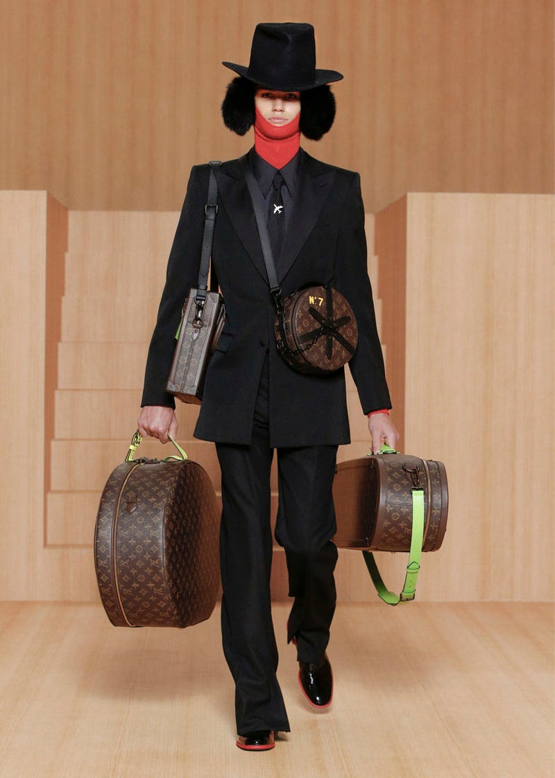 louis-vuitton-ss22-runway-looks-04