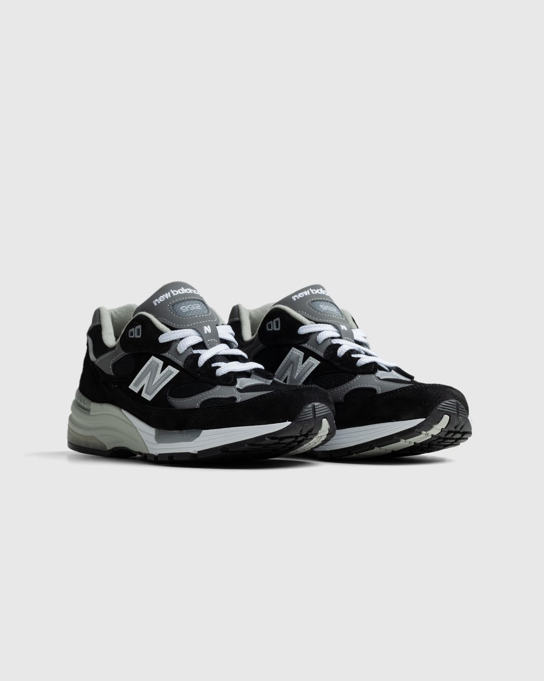 New Balance – M992EB Black - Sneakers - Black - Image 2
