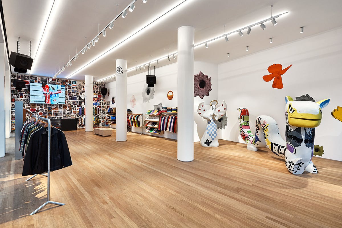 supreme-store-1