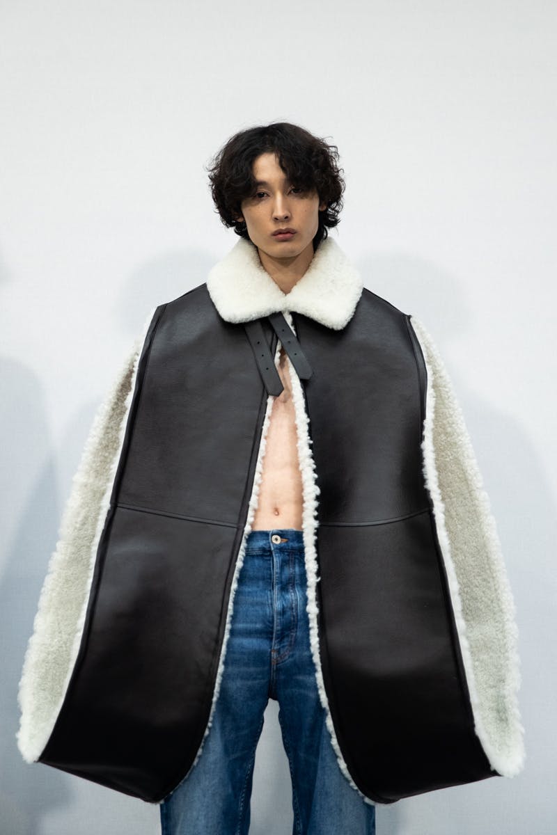 fw22-fashion-trends-faux-fur-hair-fleece (19)