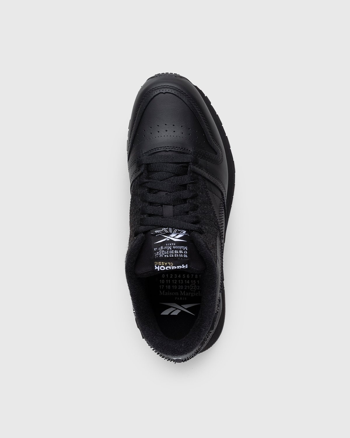Maison Margiela x Reebok – Classic Leather Memory Of Black/Footwear White/Black - Sneakers - Black - Image 3