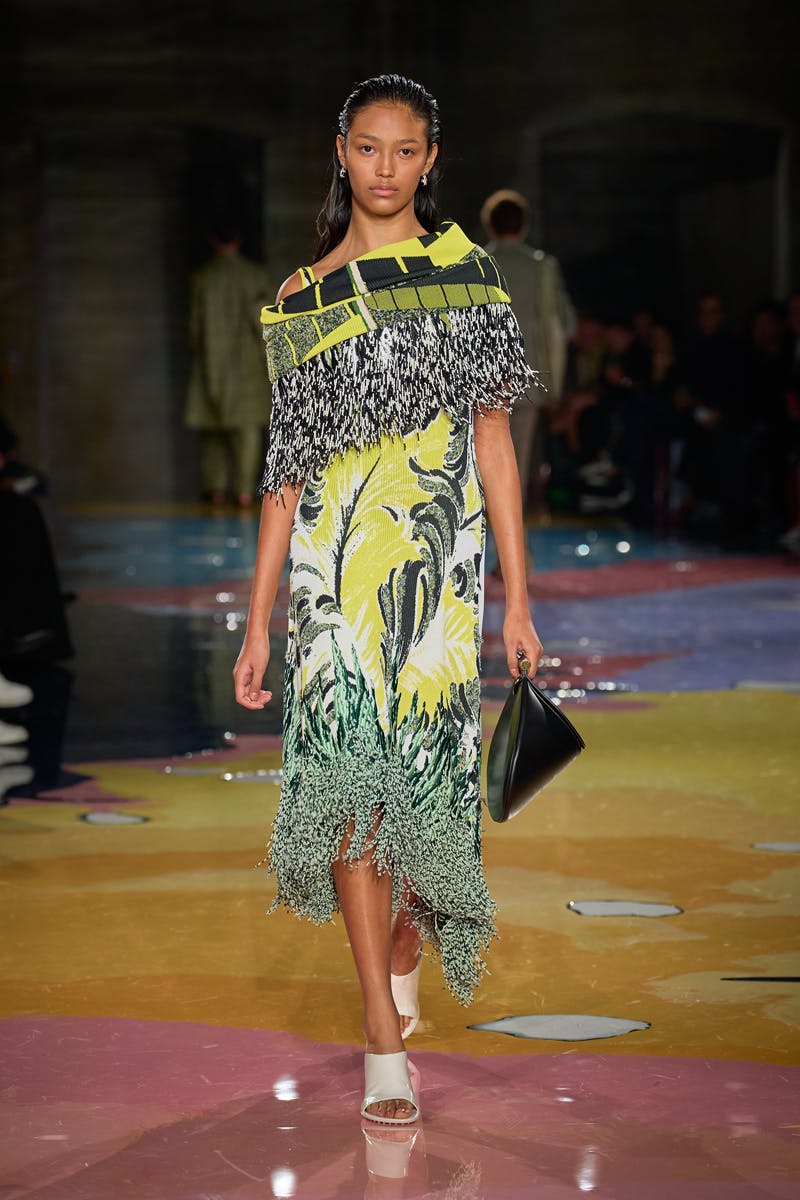 bottega-veneta-ss23-runway-show-collection-33