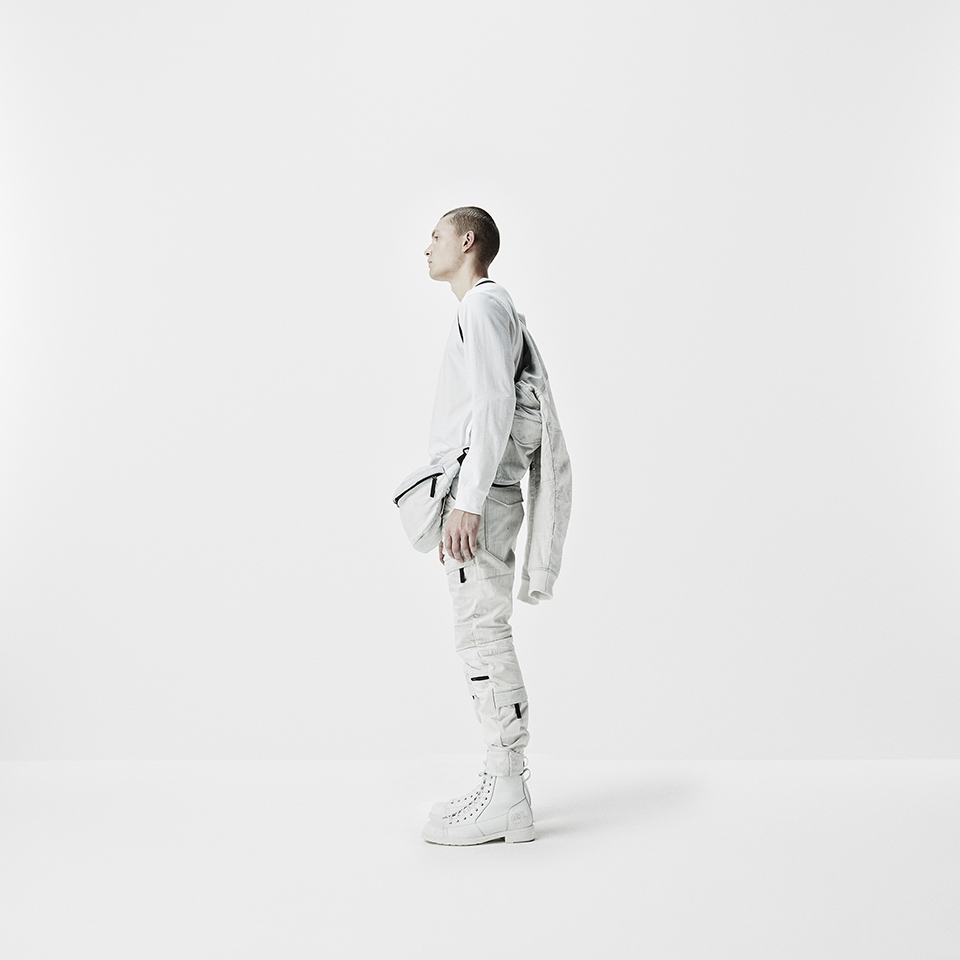 gstar-raw-research-aitor-throup-25
