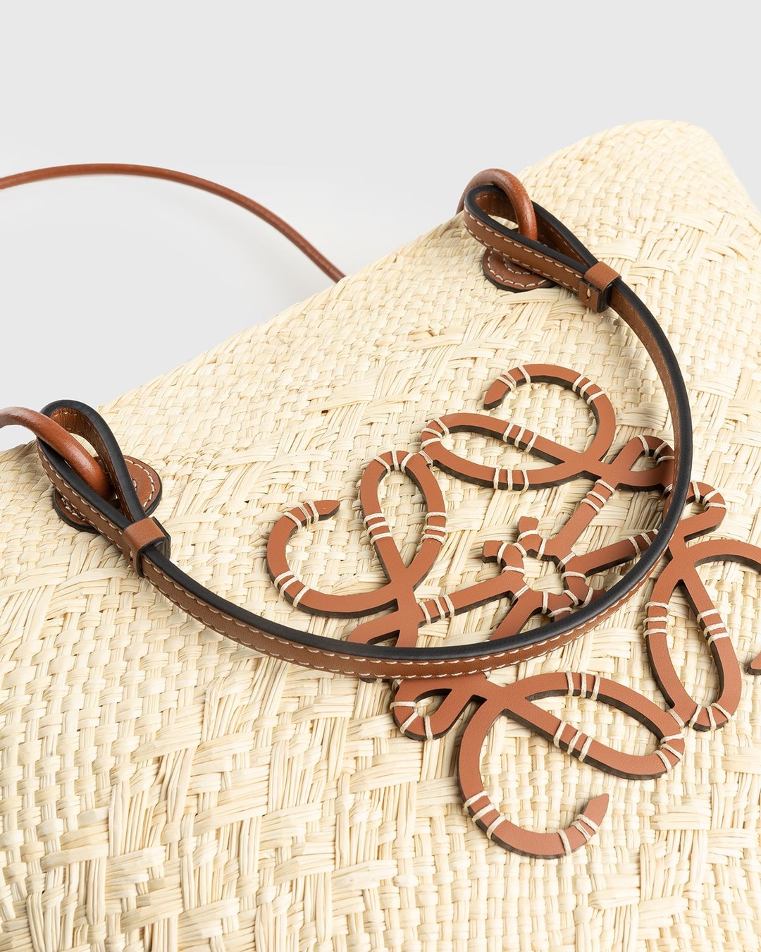 Loewe – Paula's Ibiza Anagram Basket Bag Natural/Tan - Bags - Beige - Image 3