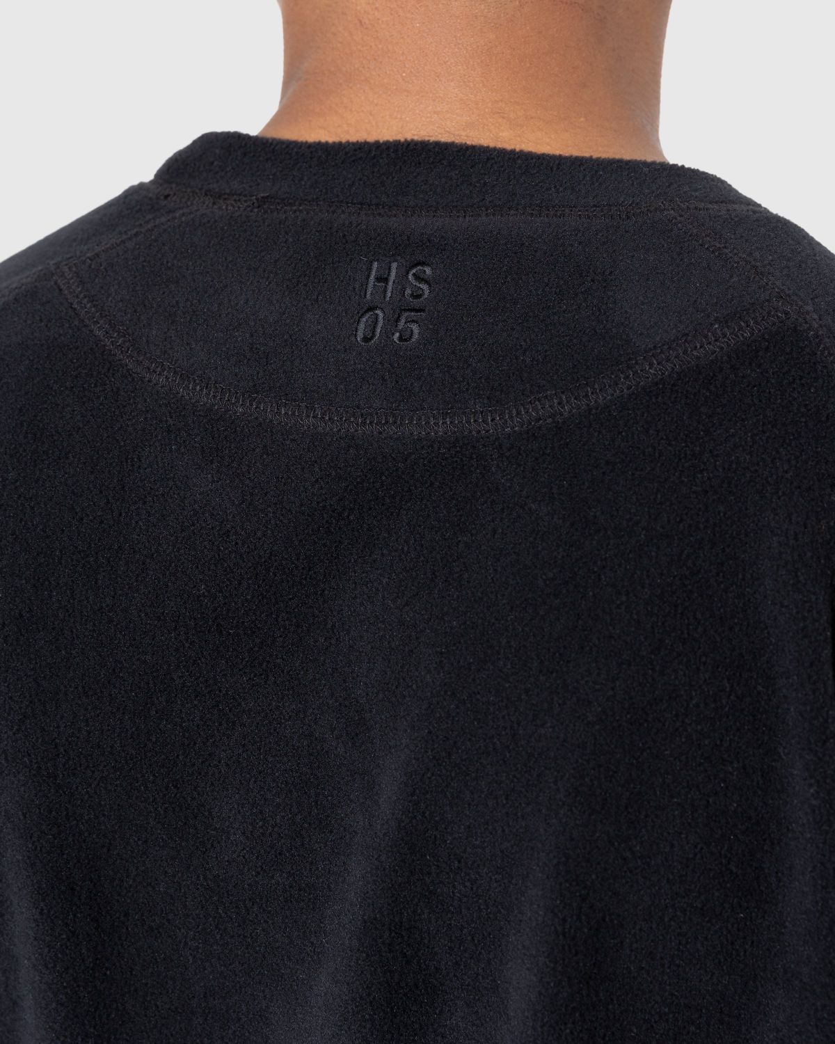 Highsnobiety – Polar Fleece Raglan Sweater Black - Knitwear - Black - Image 6