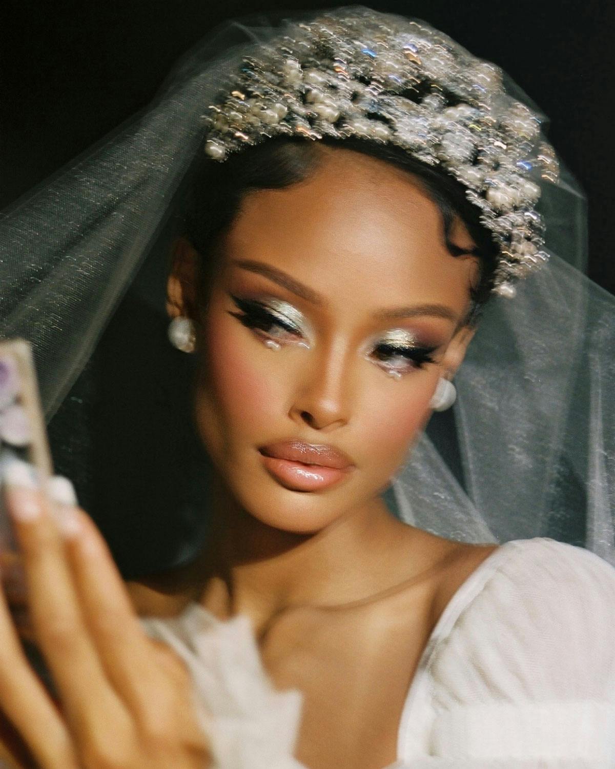 pat-mcgrath-bridgerton-01