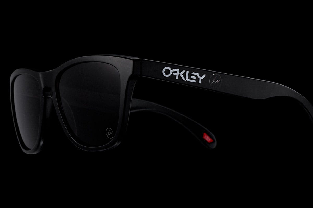 oakley-fragment5