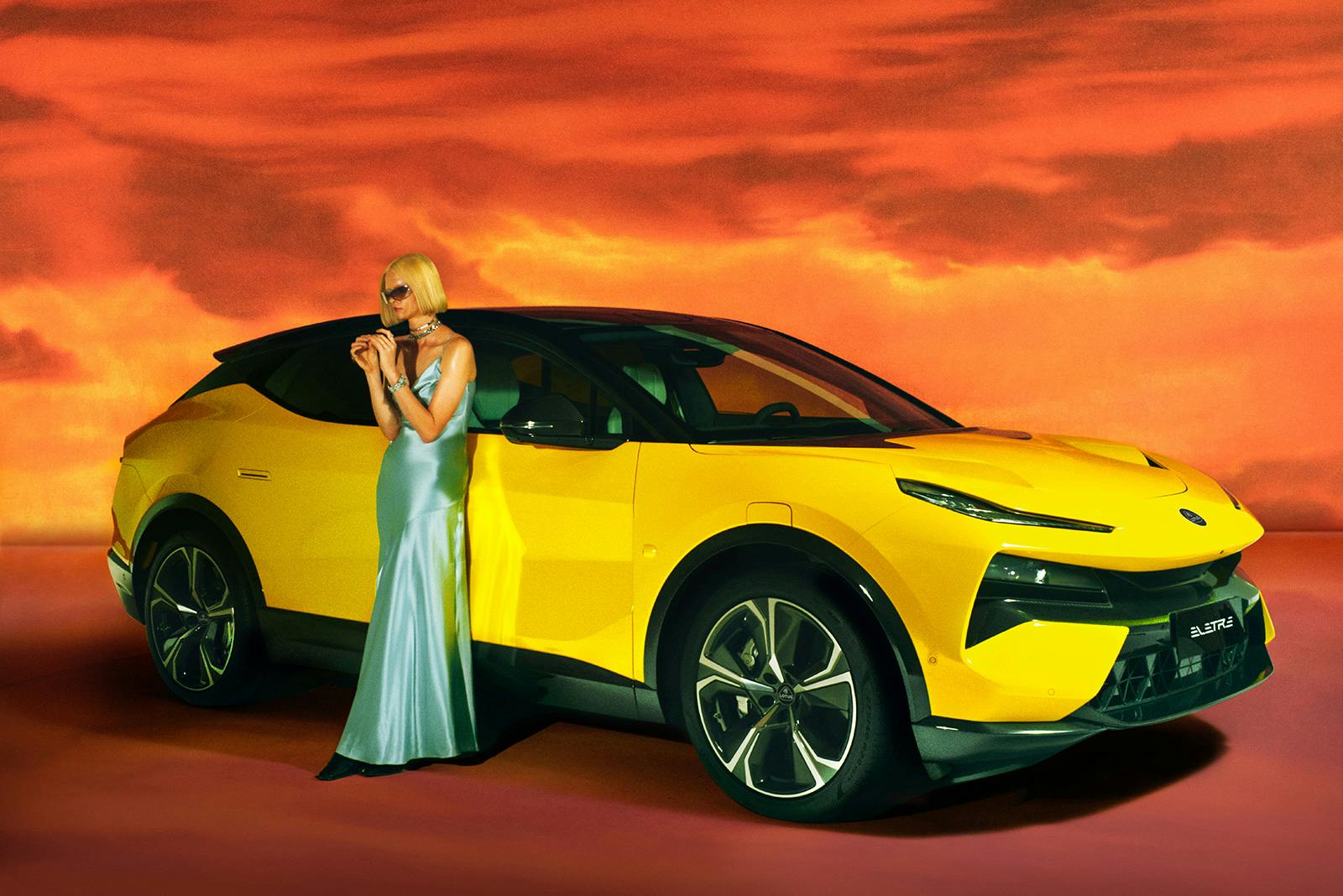 lotus-eletre-electric-suv-01