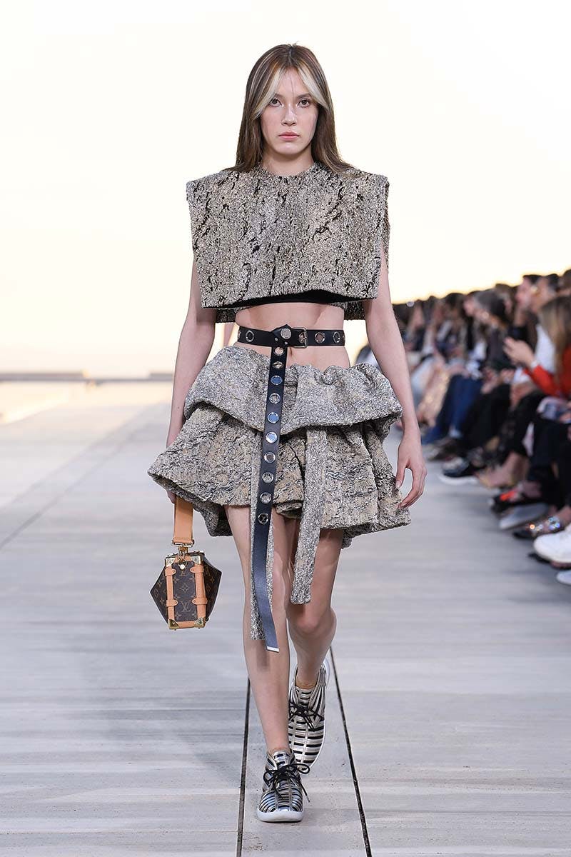 louis-vuitton-cruise-2023-4