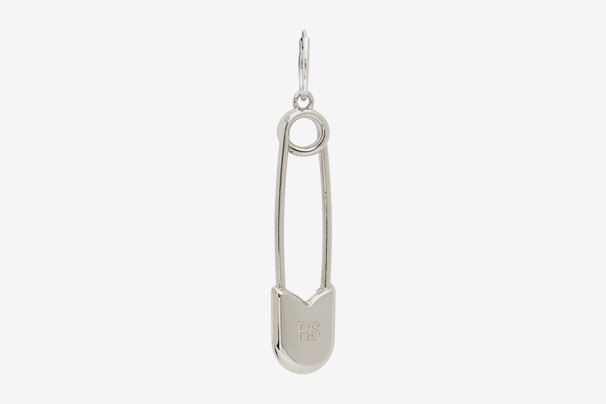 raf-simons-earing-main